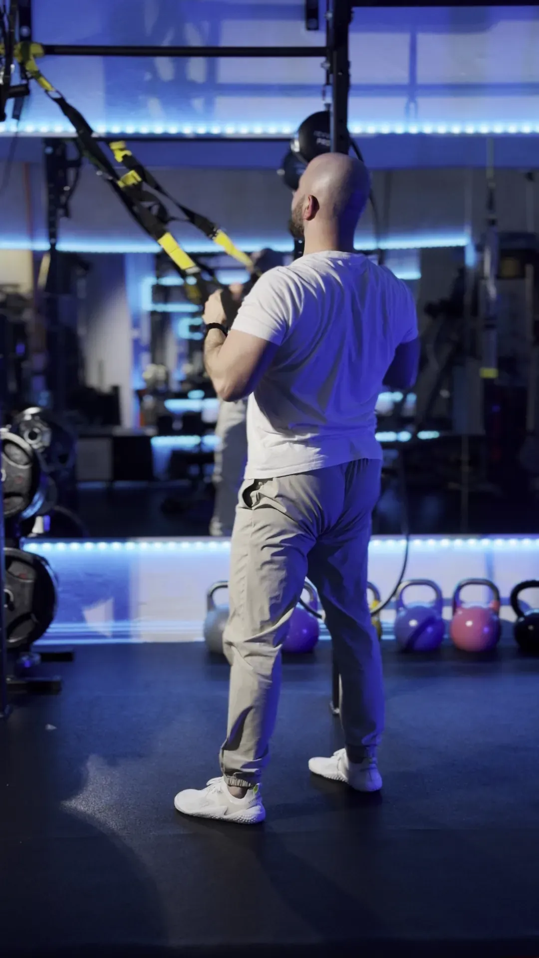 TRX Squats am Schlingentrainer